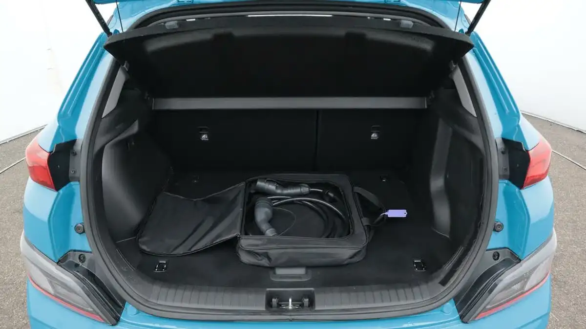 2023-hyundai-kona-e-ultimate-204ps-64kwh-105kw-obc-big-17