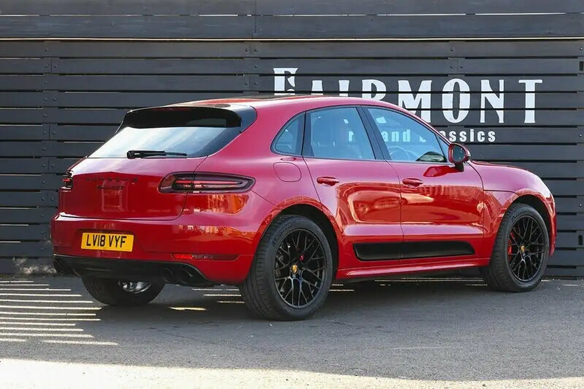 2018-porsche-macan-30-gts-big-9
