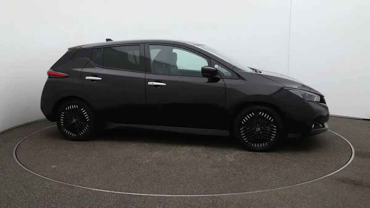 2023-nissan-leaf-e-n-connecta-39kwh-big-40
