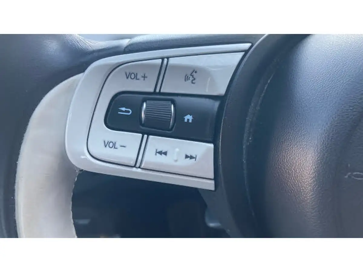 2021-honda-jazz-15-i-mmd-ex-107ps-big-23