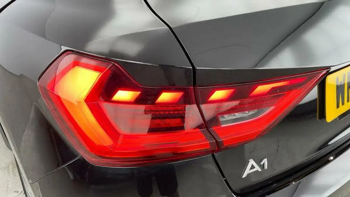 2024-audi-a1-10-30-tfsi-s-line-116ps-tronic-big-29