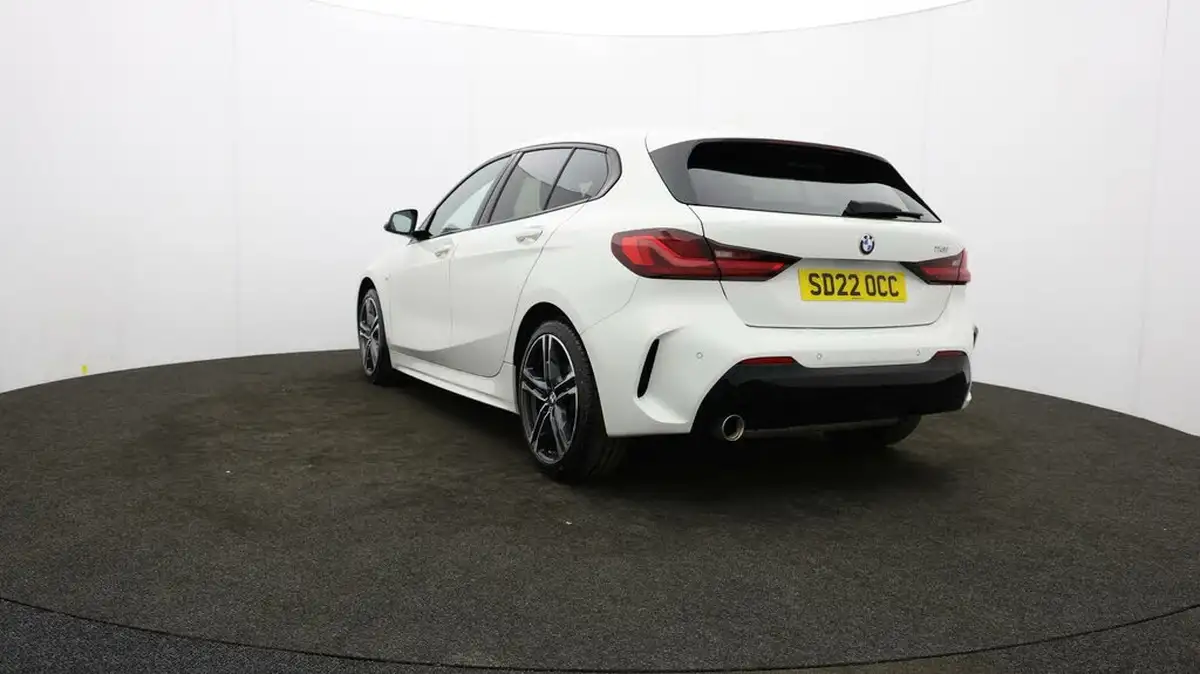 2022-bmw-1-series-15-118i-m-sport-lcp-big-77