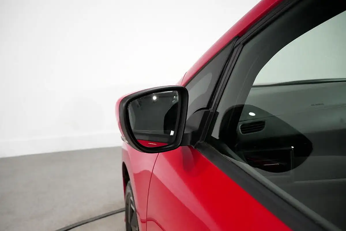2023-nissan-leaf-e-acenta-39kwh-big-21