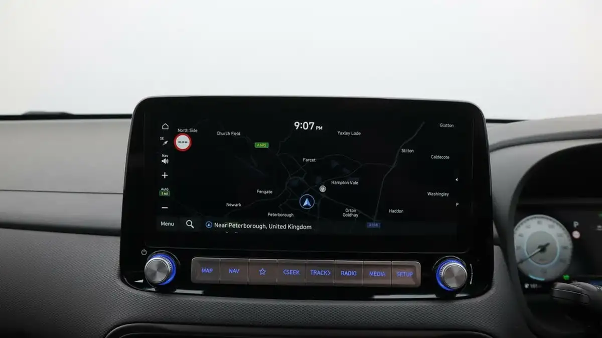 2022-hyundai-kona-e-premium-204ps-64kwh-7kw-obc-big-11