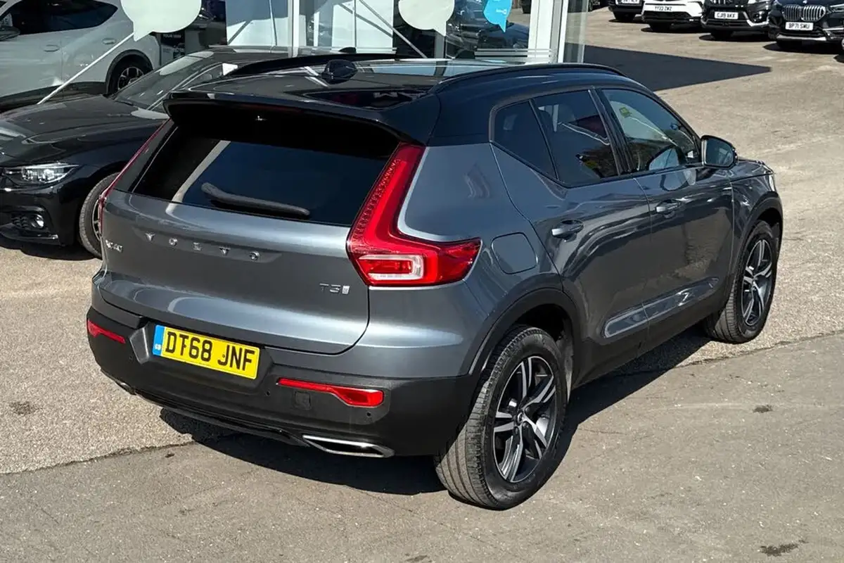 2019-volvo-xc40-15-t3-r-design-163bhp-big-24