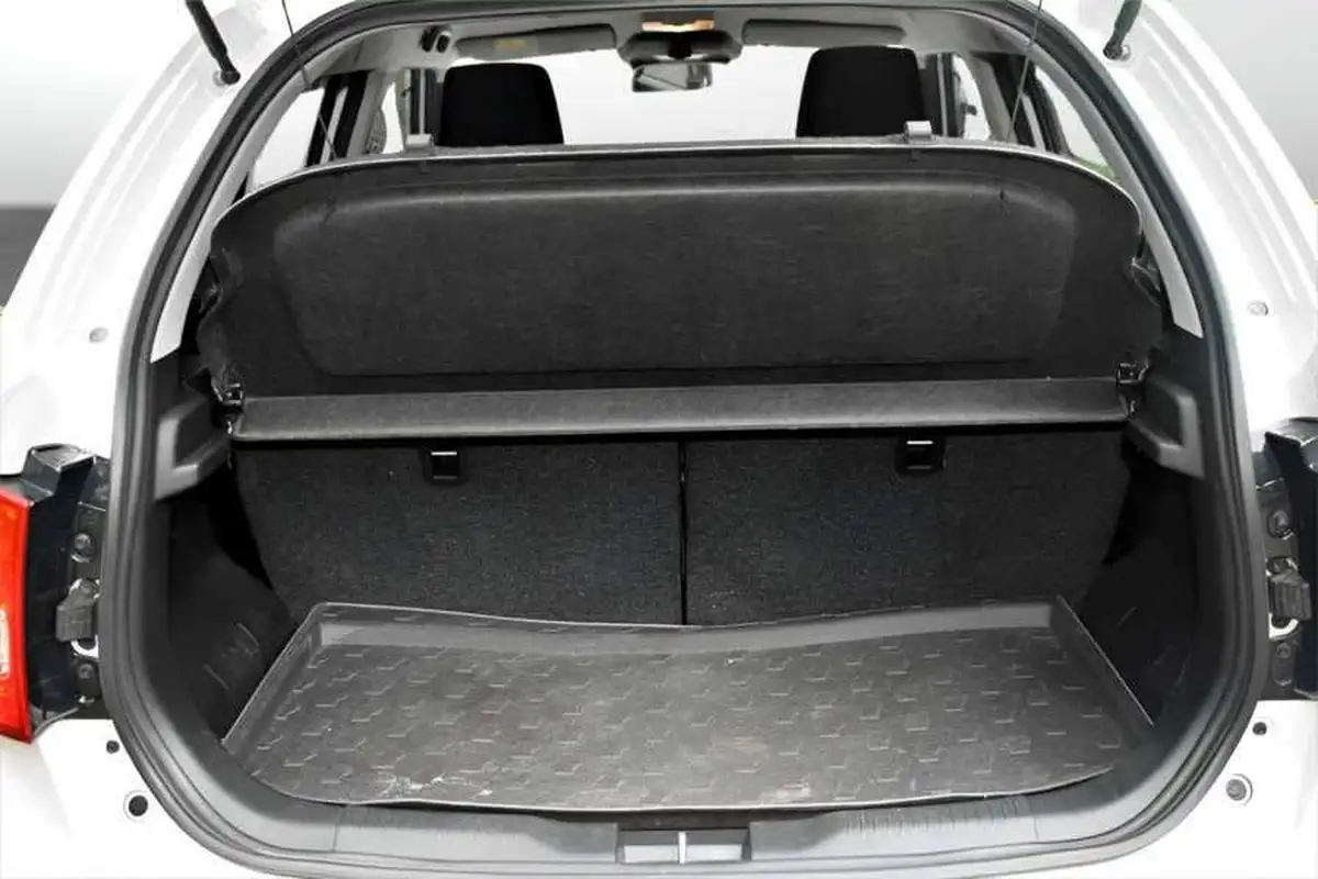 2017-suzuki-ignis-12-dualjet-sz5-4x4-shvs-big-15