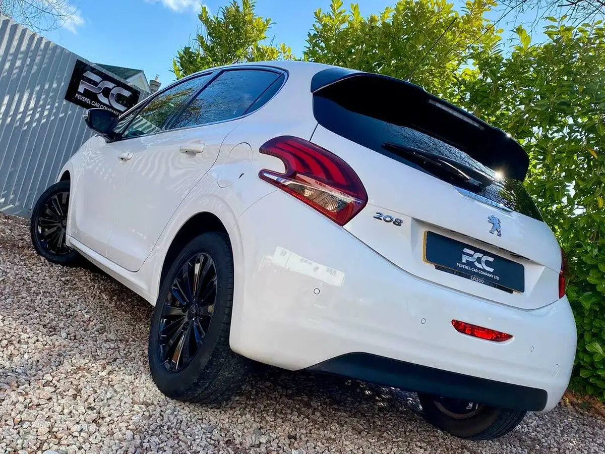 2018-peugeot-208-16bluehdi-allure-75bhp-big-45