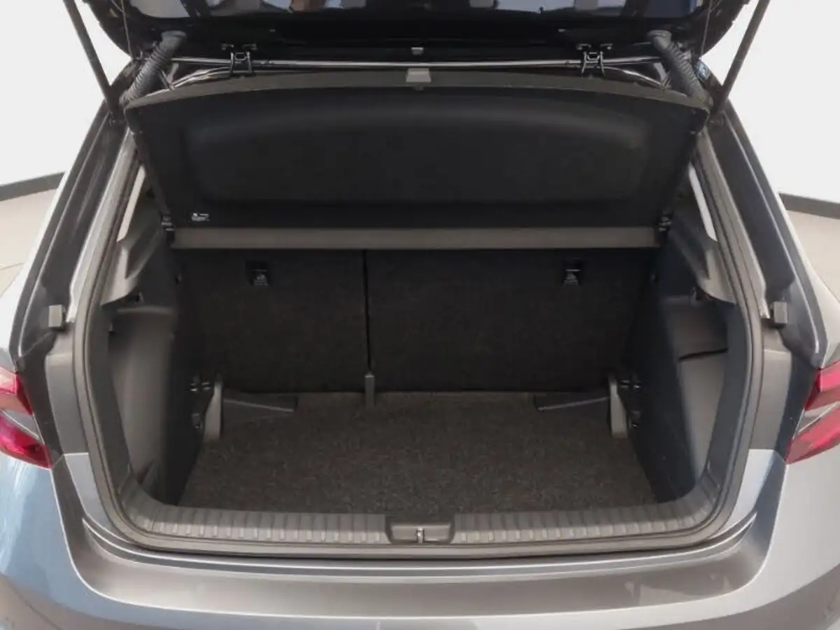 2022-skoda-fabia-10-tsi-colour-edition-109ps-dsg-big-7