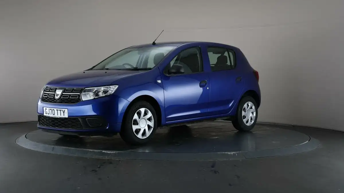 2020-dacia-sandero-10-sce-essential-big-3