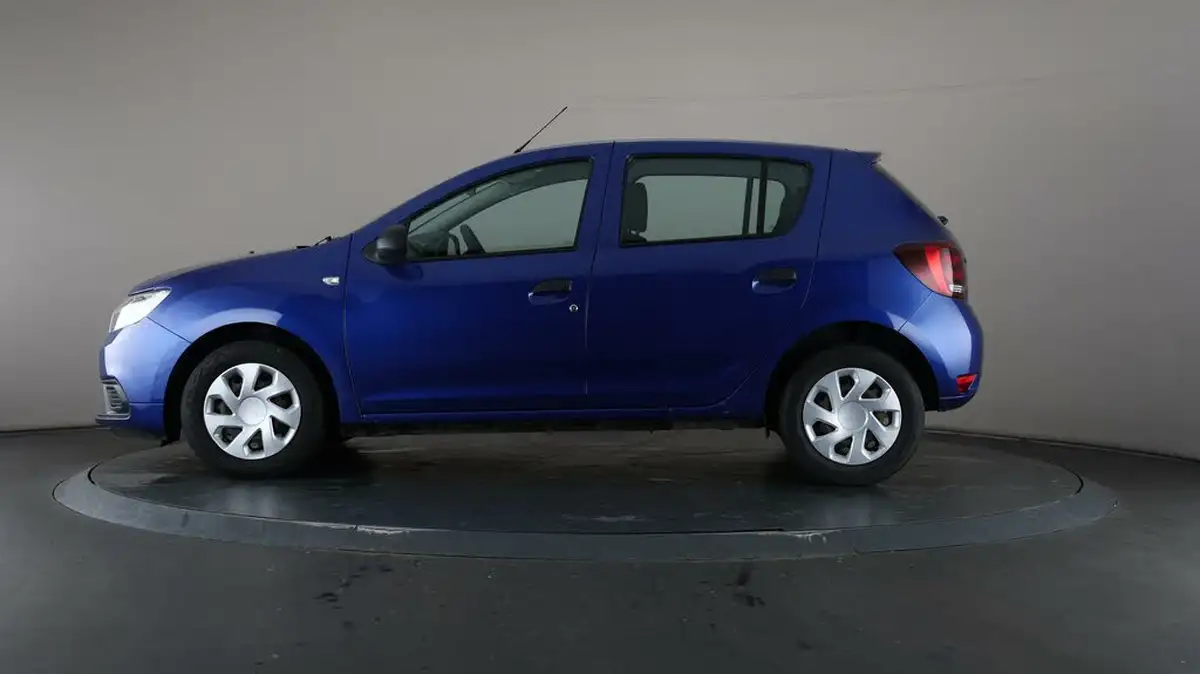 2020-dacia-sandero-10-sce-essential-big-31