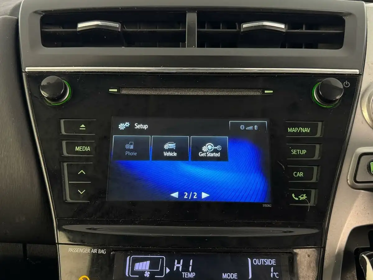 2019-toyota-prius-18-vvt-i-excel-big-40