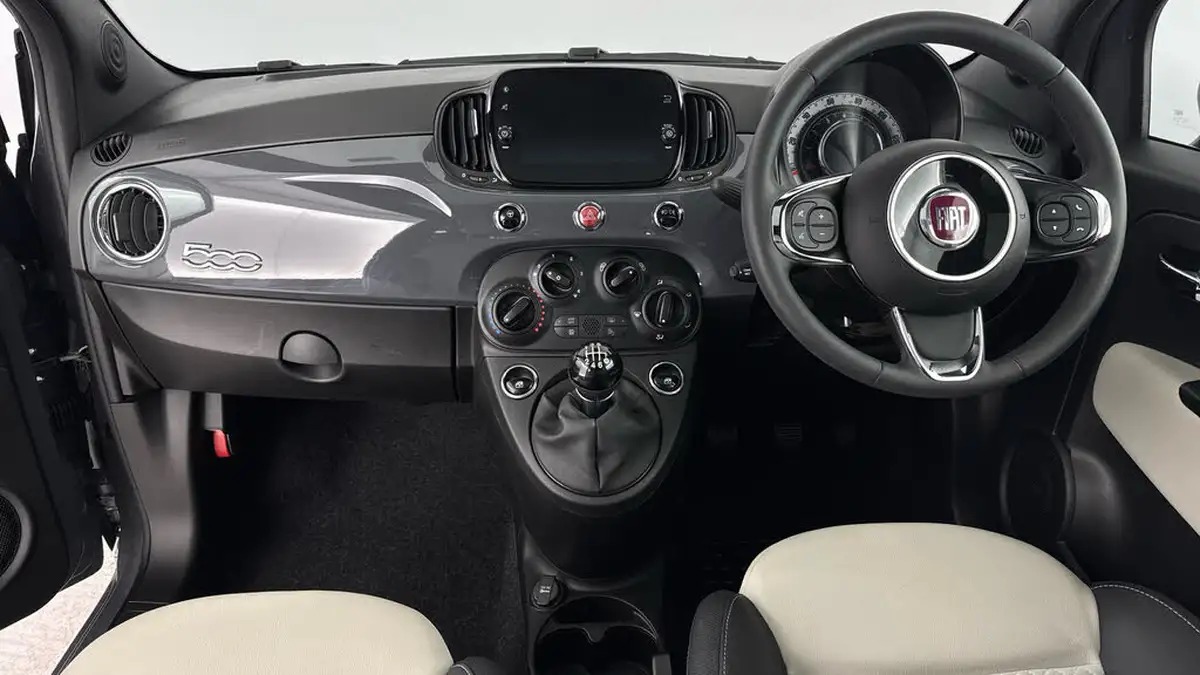 2022-fiat-500-10-dolcevita-big-10