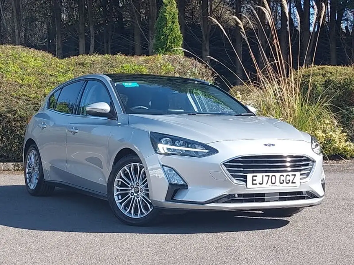 2020-ford-focus-big-0