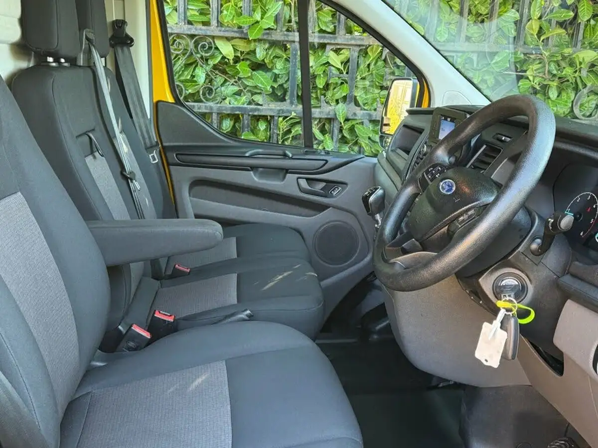 2019-ford-transit-custom-20tdci-340-l1h1-leader-130pseu6dt-big-15