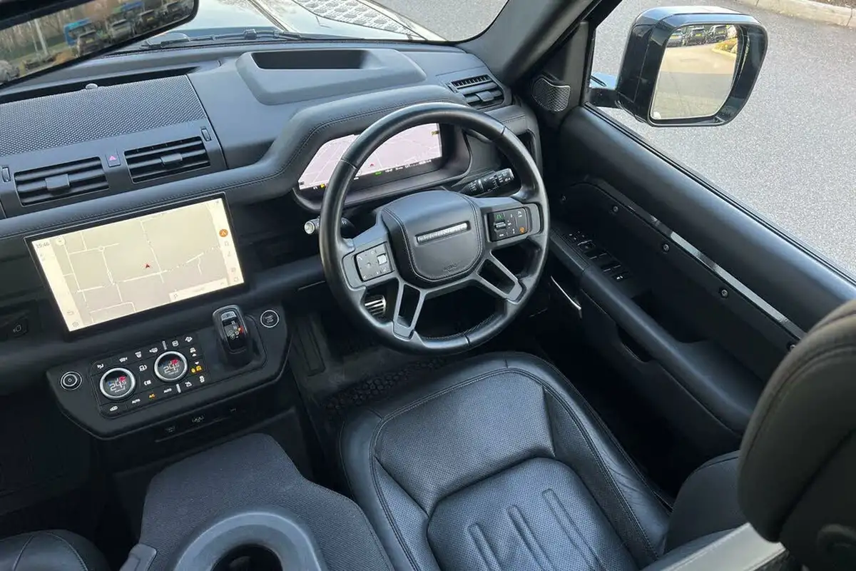 2023-land-rover-110-defender-20-p400e-x-big-28