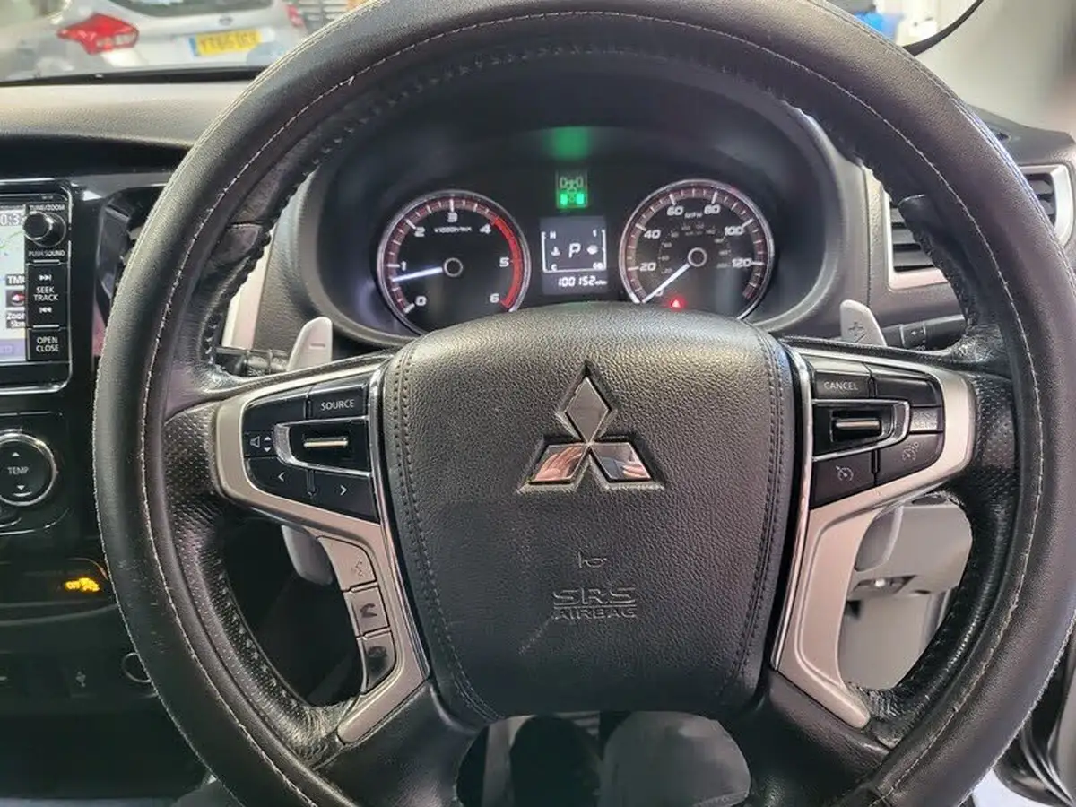 2017-mitsubishi-l200-24di-d-barbarian-178bhp-eu6-auto-big-9