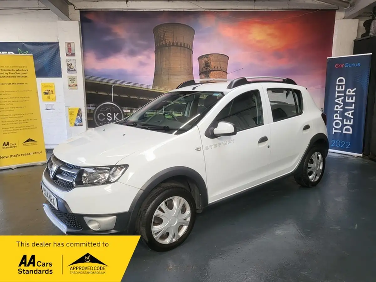 2014-dacia-sandero-stepway-15d-laureate-big-0