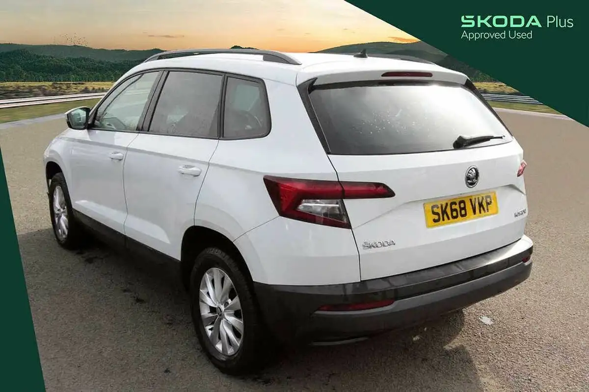 2018-skoda-karoq-10-tsi-se-nav-plus-big-2