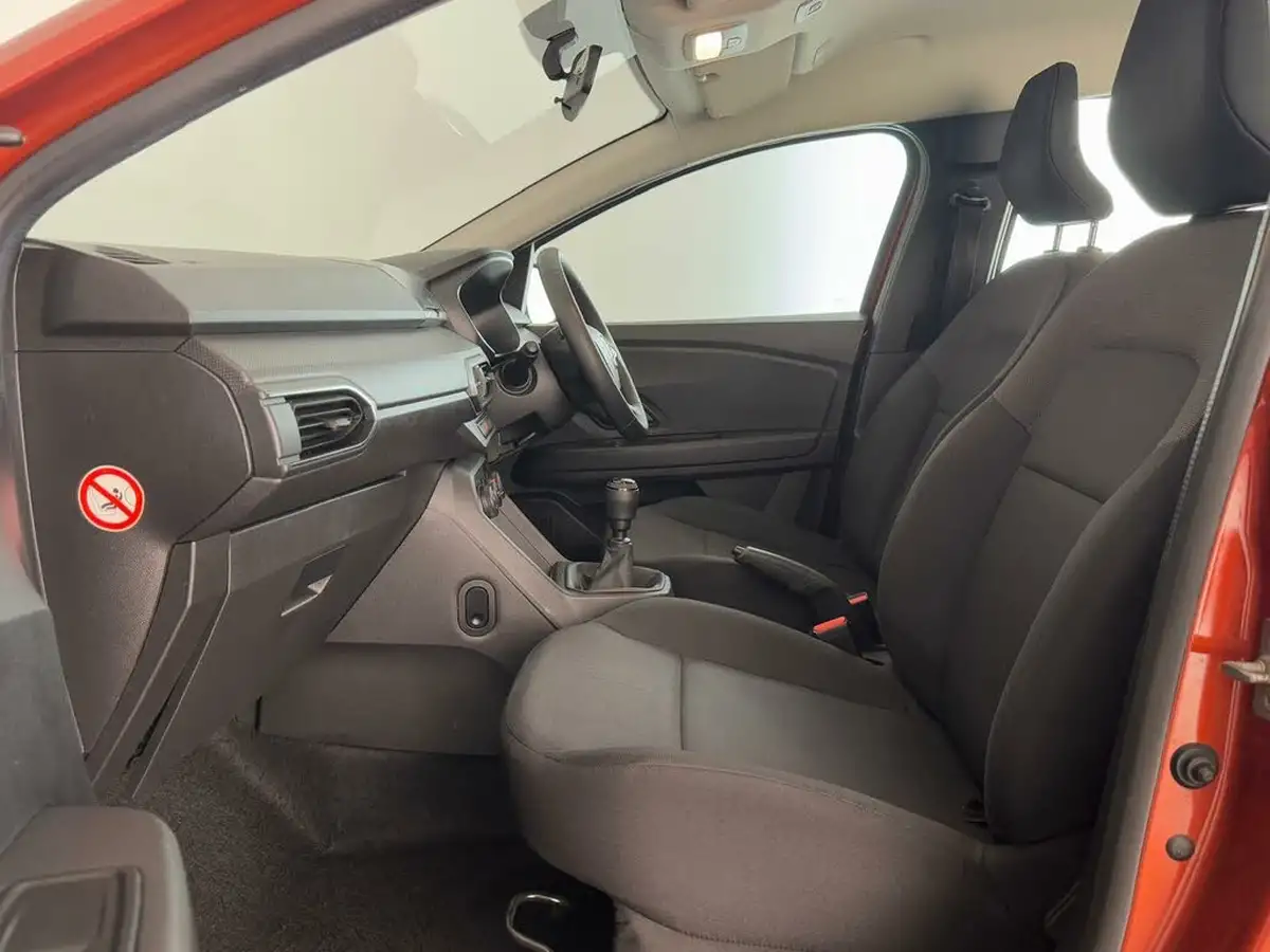 2022-dacia-jogger-10-tce-essential-big-10