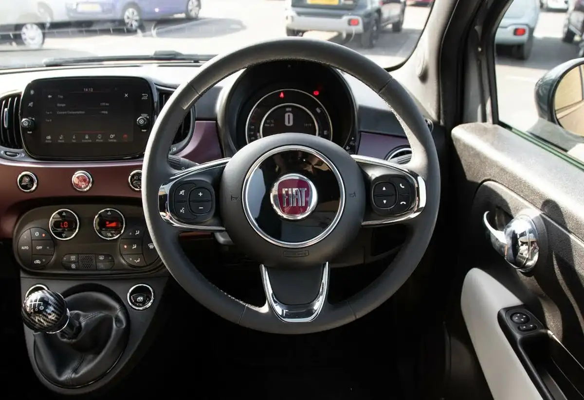 2020-fiat-500-10-star-big-20