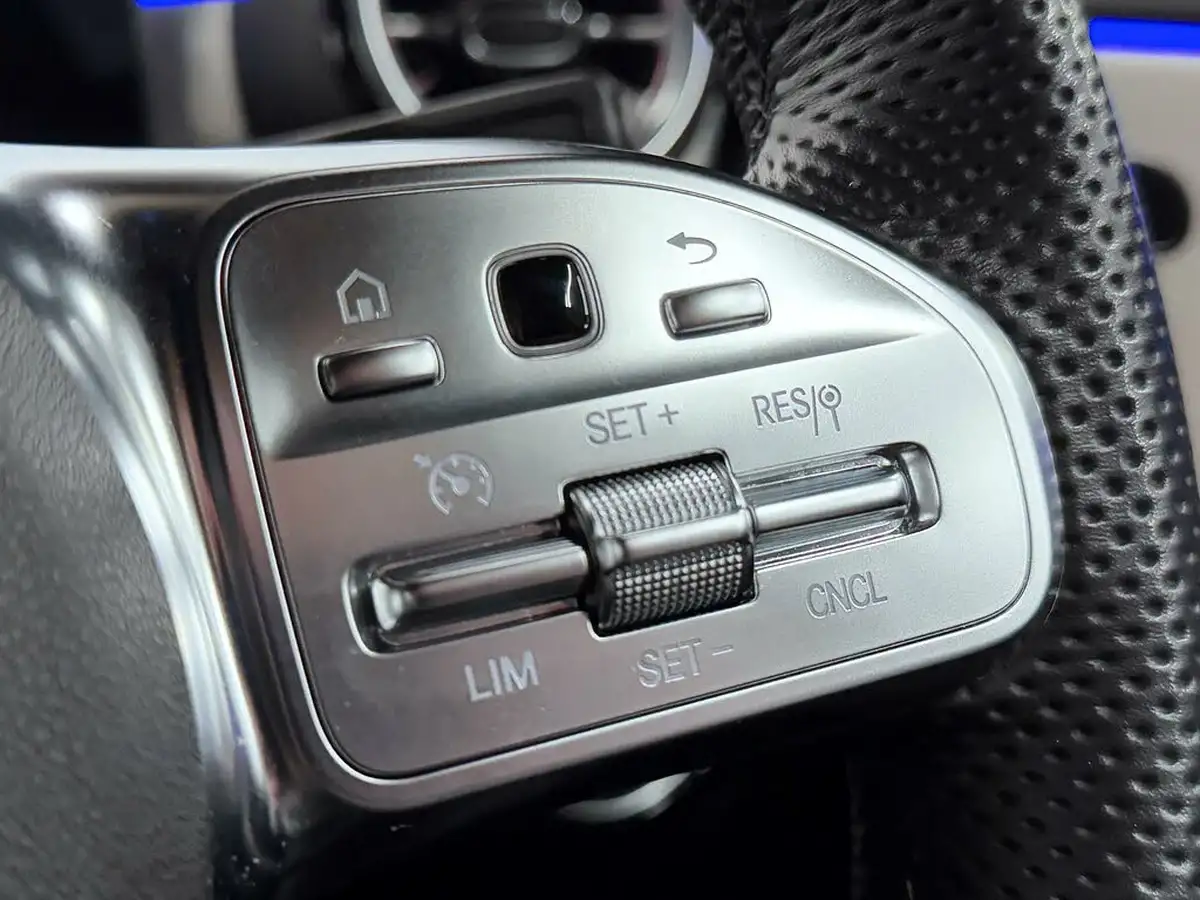 2022-mercedes-benz-cla-13-cla-180-amg-line-executive-shooting-brake-5d-big-36