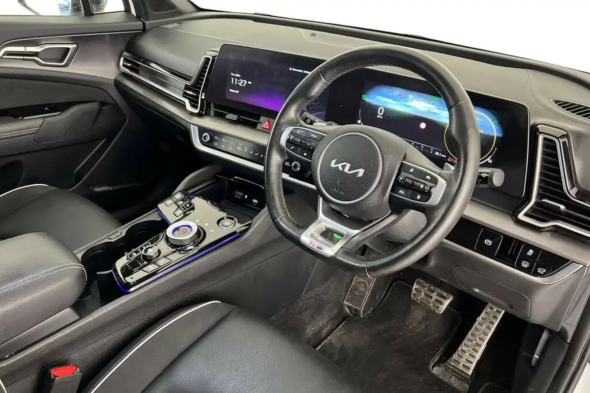 2023-kia-sportage-16-t-gdi-gt-line-226bhp-hev-auto-big-9