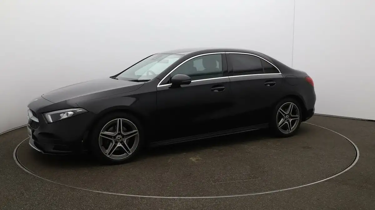 2020-mercedes-benz-a-class-15d-a180d-amg-line-saloon-4d-7g-dct-big-58