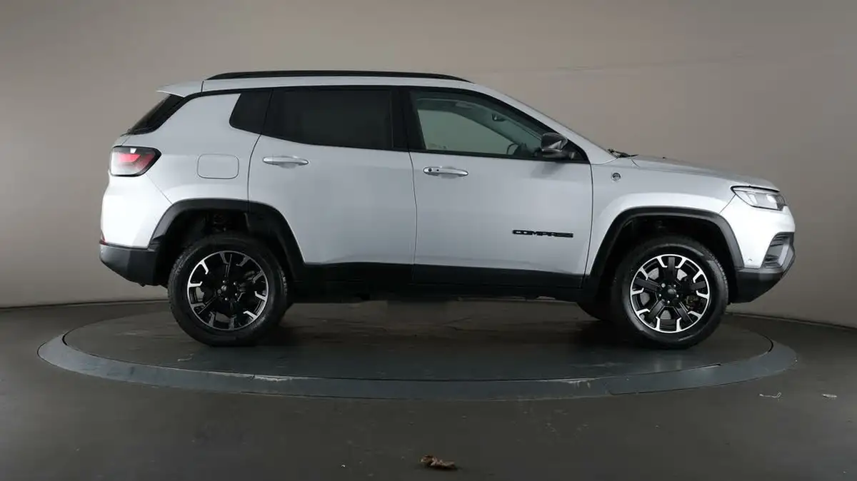 2022-jeep-compass-13-gse-trailhawk-big-61