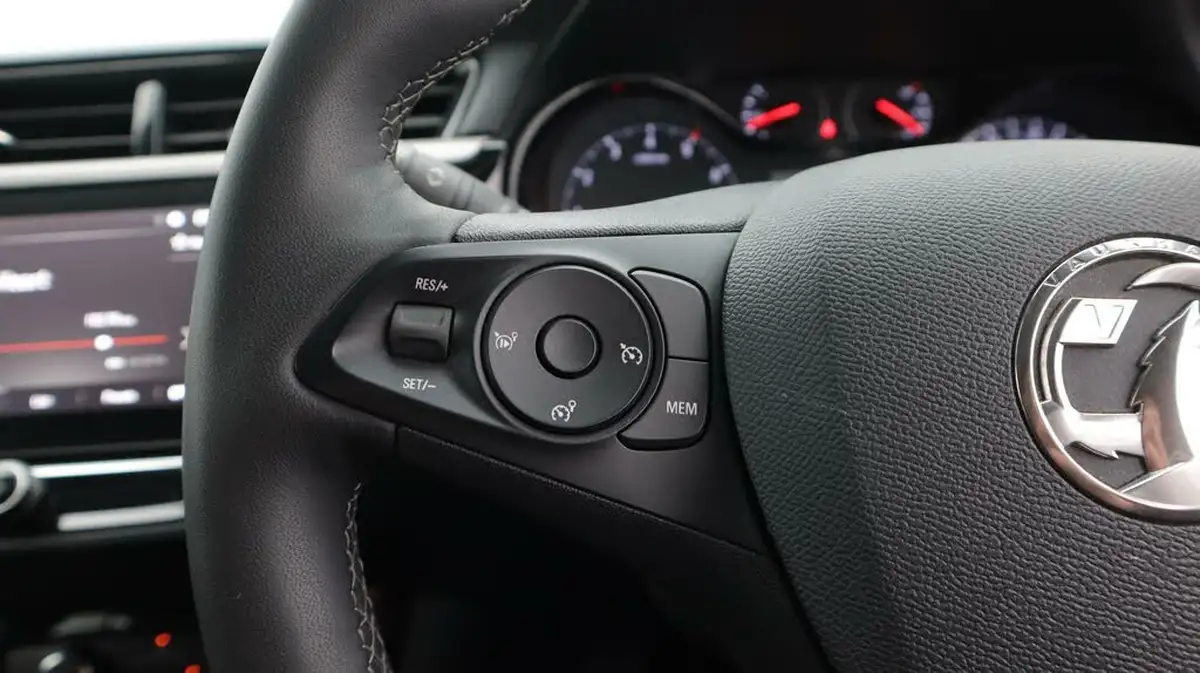 2023-vauxhall-corsa-12i-design-big-23