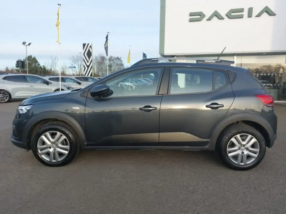 2022-dacia-sandero-stepway-10-tce-comfort-90bhp-big-3
