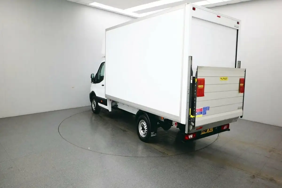 2022-ford-transit-20tdci-350-l2h1-leader-130pseu6dt-fwd-cab-big-4