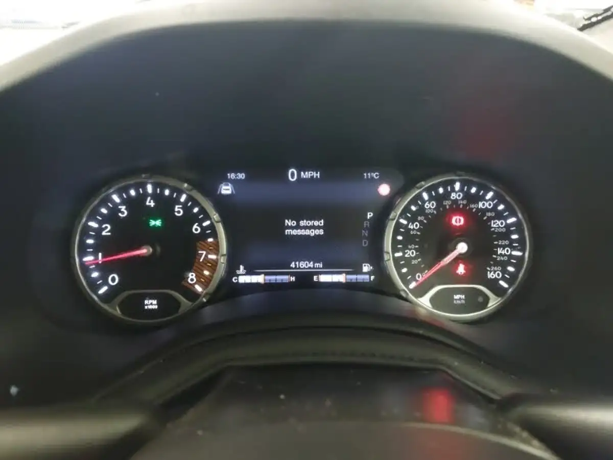 2021-jeep-renegade-13-gse-limited-big-13