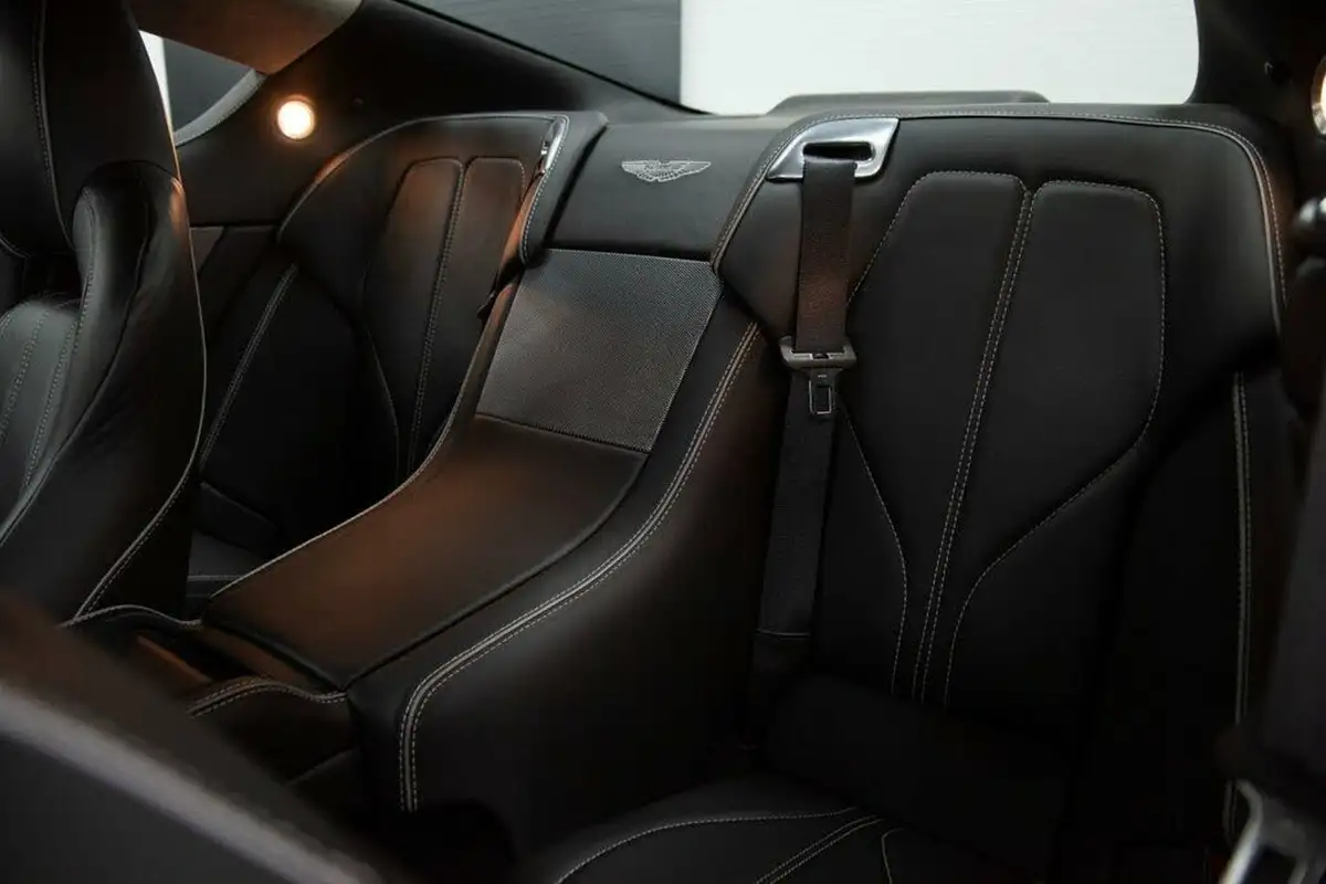 2012-aston-martin-virage-60-big-29