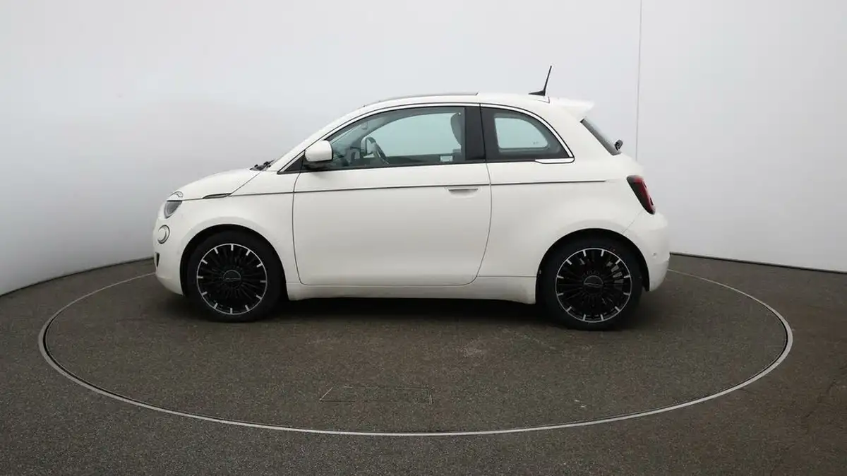 2021-fiat-500-e-la-prima-big-65