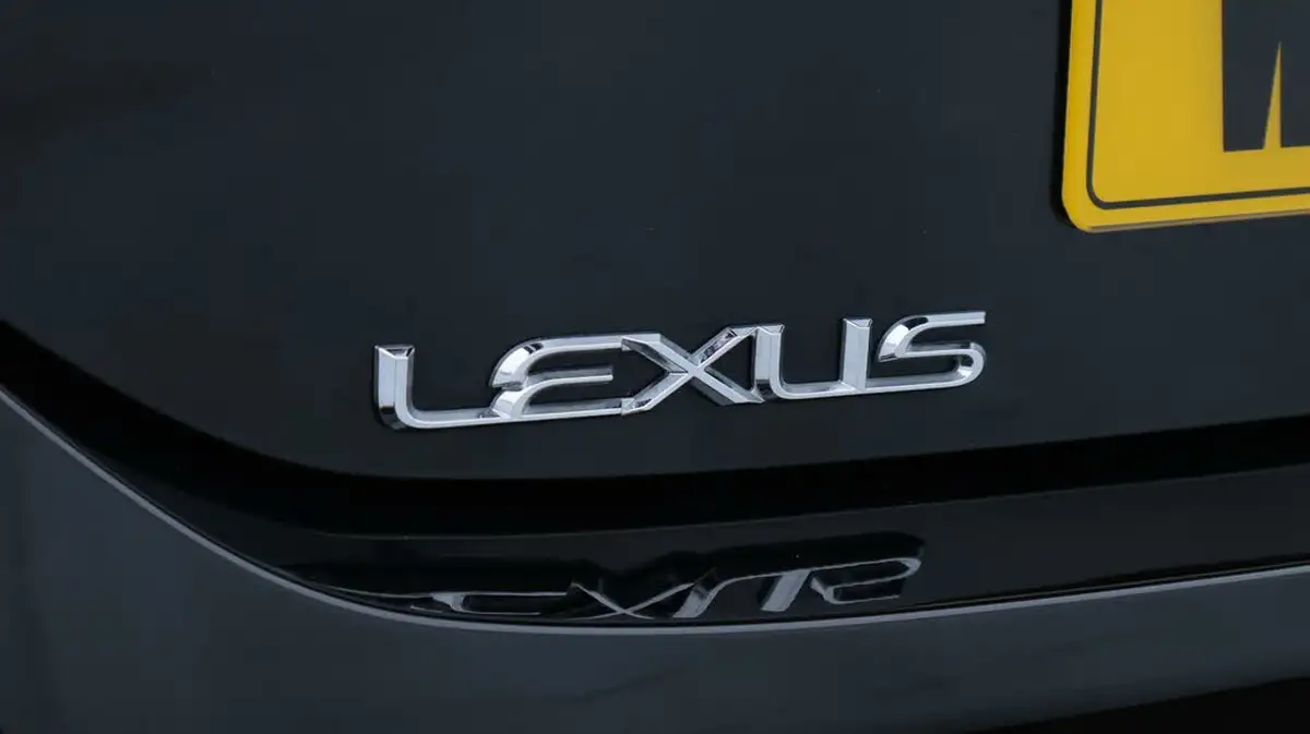 2022-lexus-es-300h-25-f-sport-without-navigation-big-22