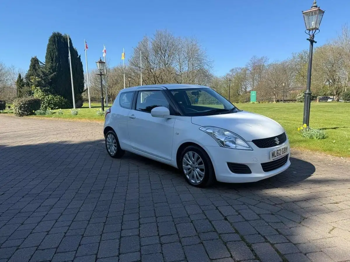 2013-suzuki-swift-12-sz3-93bhp-3d-big-0