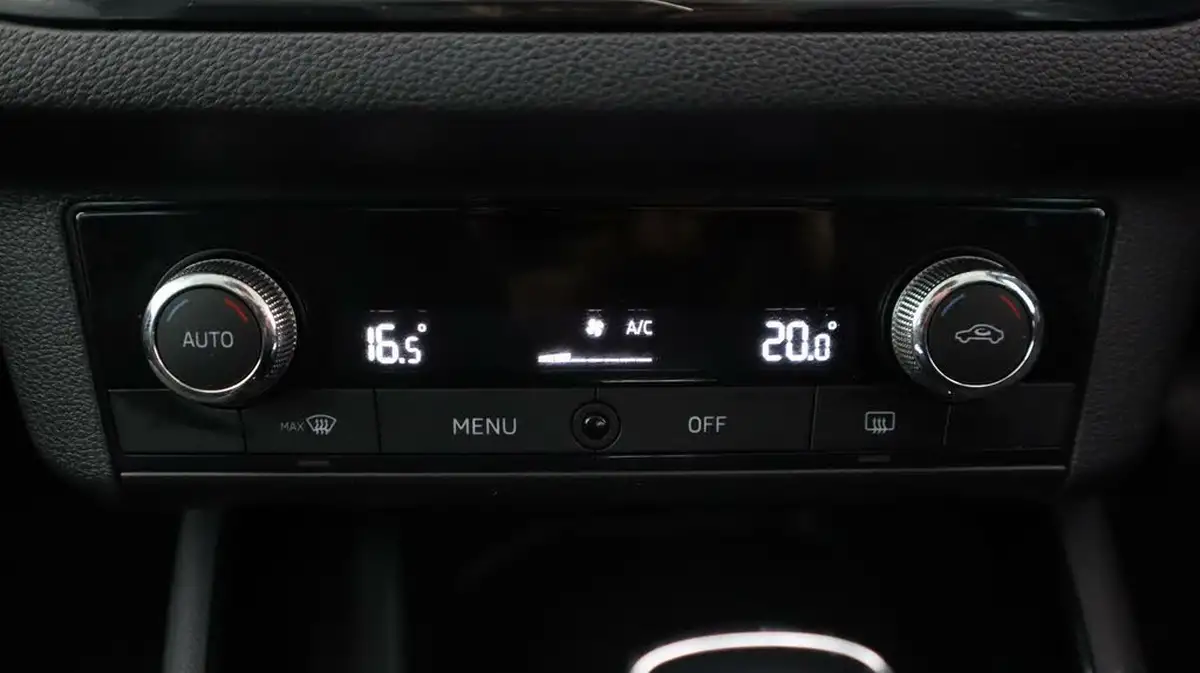 2020-skoda-kamiq-10-tsi-se-l-115ps-dsg-big-12