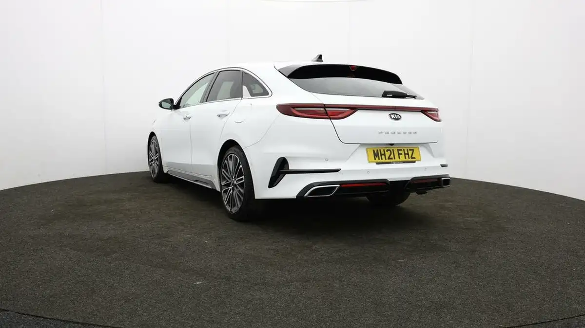 2021-kia-pro-ceed-15-t-gdi-gt-line-s-big-70