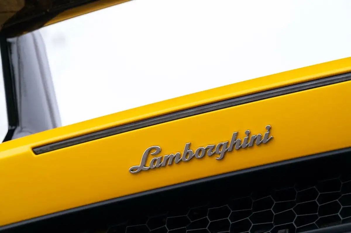 2018-lamborghini-huracan-52-performante-coupe-big-37
