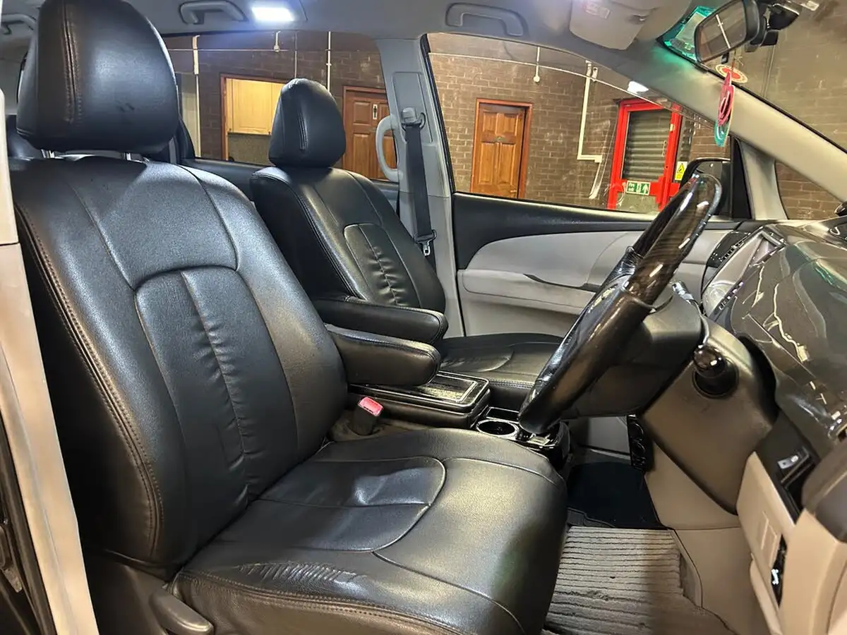 2008-toyota-estima-24-aeras-vvti-big-22