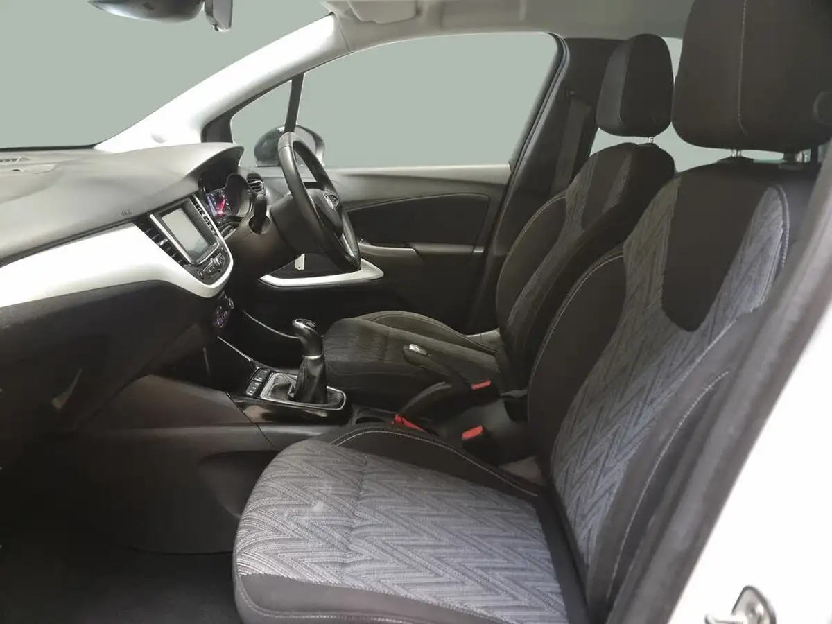 2020-vauxhall-crossland-x-12i-griffin-big-3
