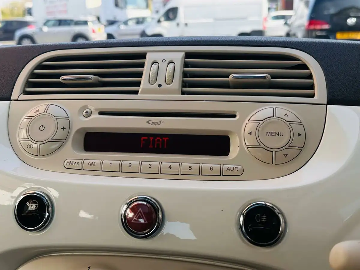 2013-fiat-500c-12-lounge-dualogic-big-34