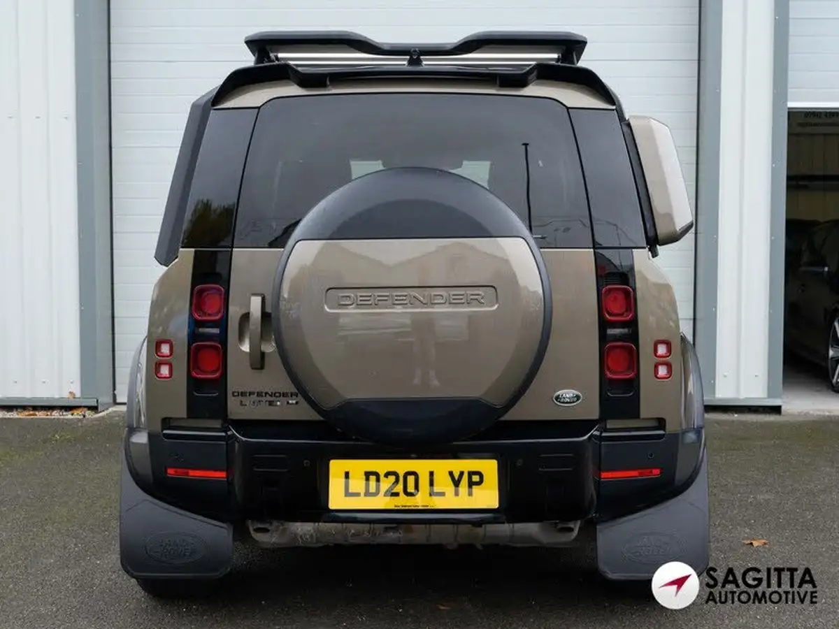2020-land-rover-110-defender-20-p300-se-110-big-7