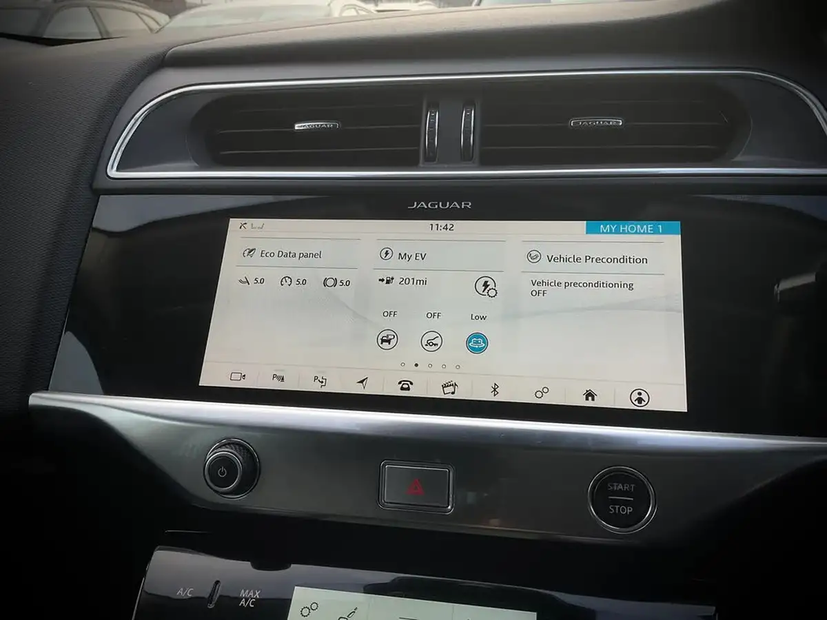 2019-jaguar-i-pace-ev400-hse-big-33