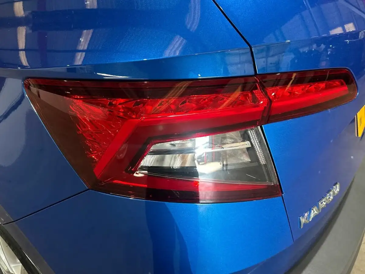 2021-skoda-karoq-15-tsi-se-l-big-24
