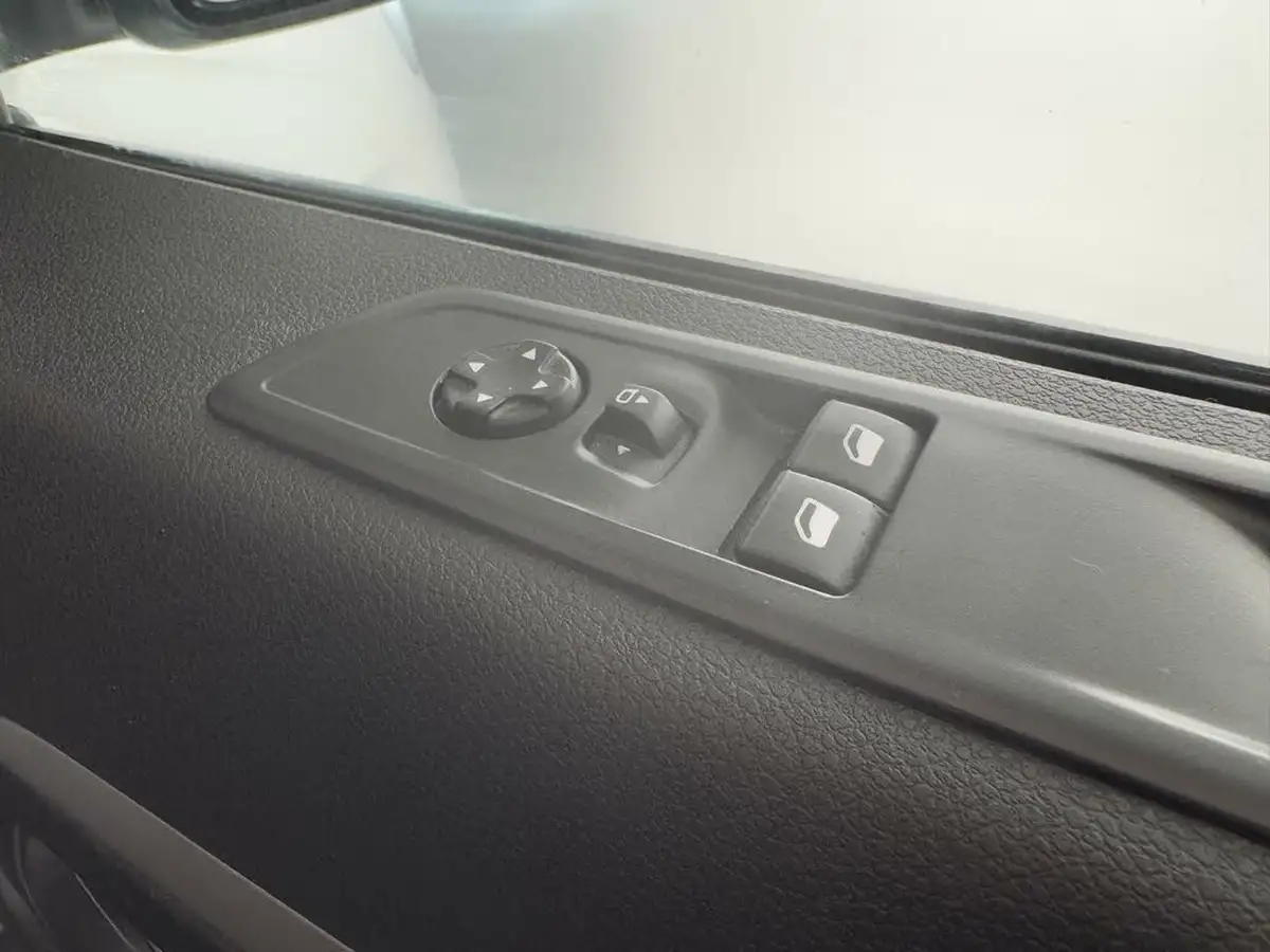 2019-citroen-spacetourer-20bluehdi-flair-xl-big-25
