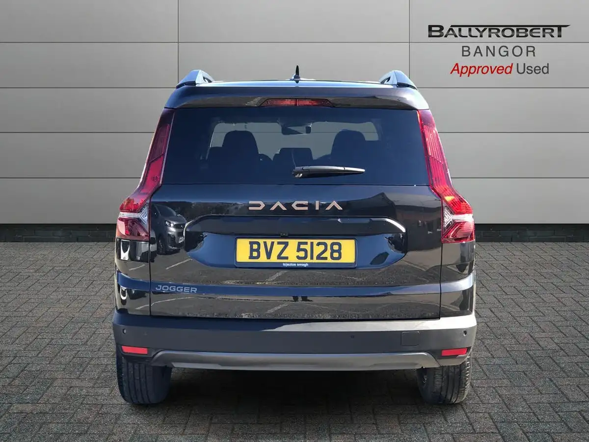 2024-dacia-jogger-10-tce-extreme-big-10