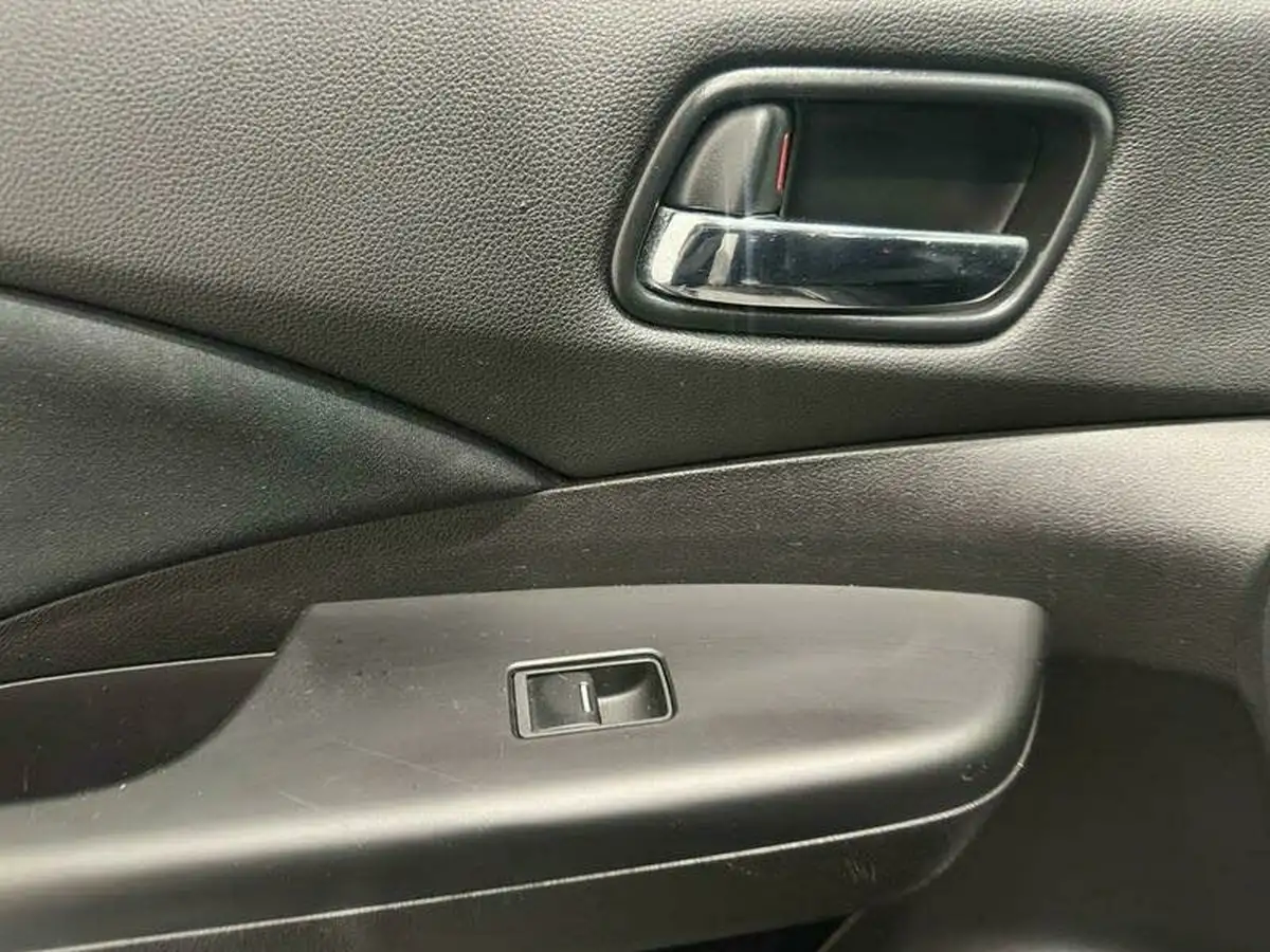 2015-honda-cr-v-20-se-t-4x4-sd-navi-auto-big-46