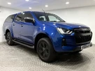 2023-isuzu-d-max-19td-v-cross-small-0