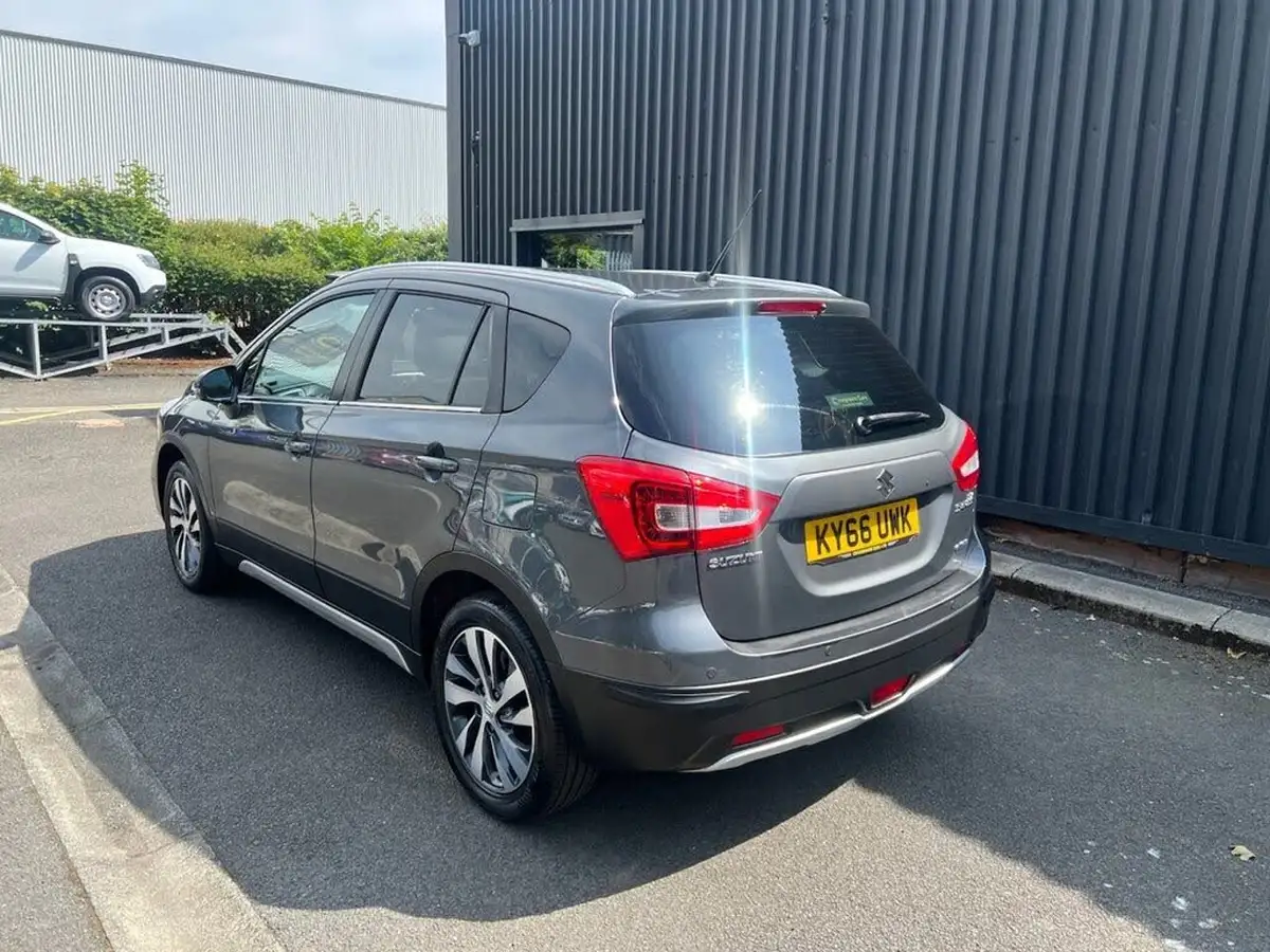 2016-suzuki-s-cross-14-boosterjet-sz5-big-16